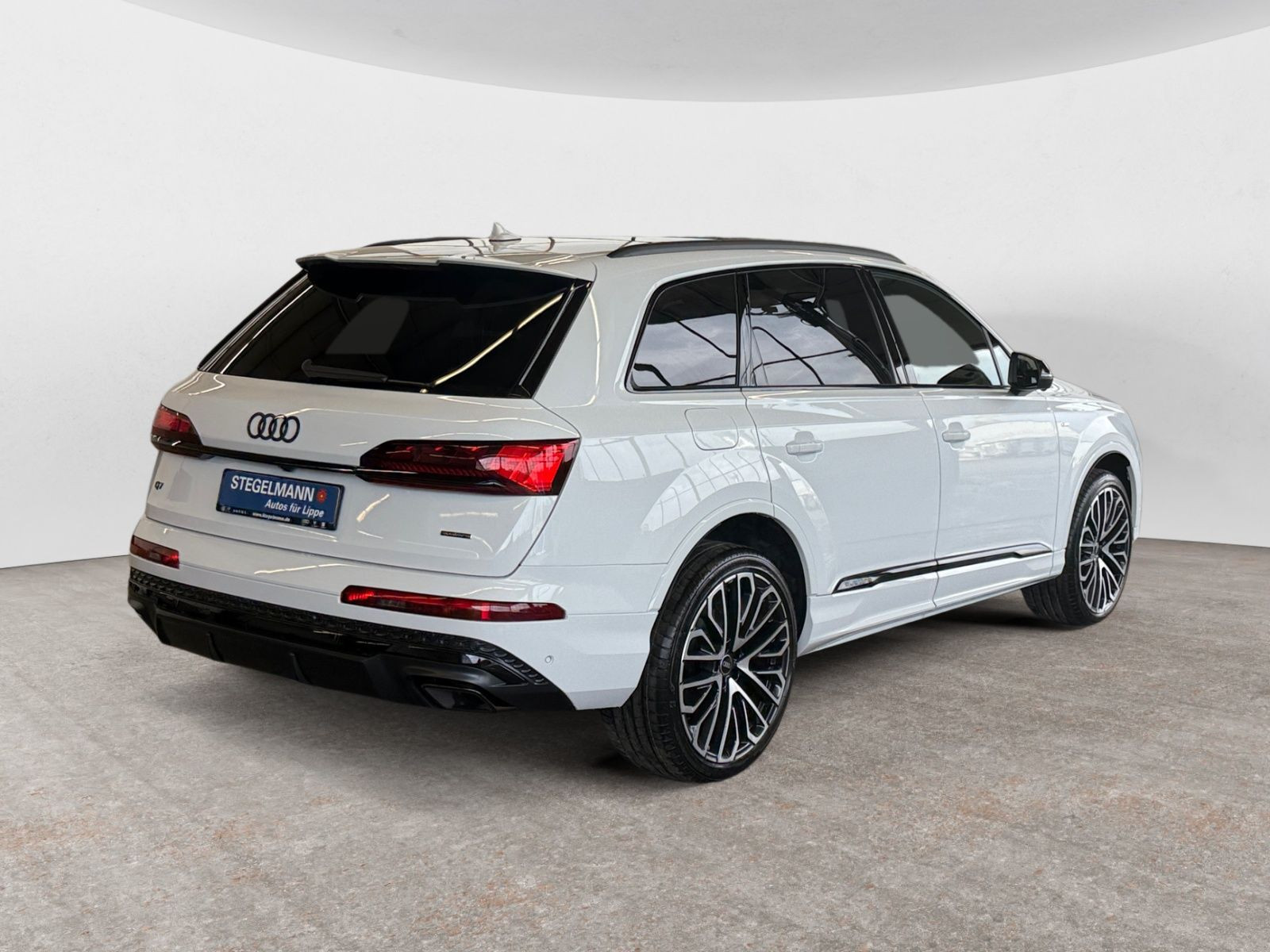 Audi - Q7_6