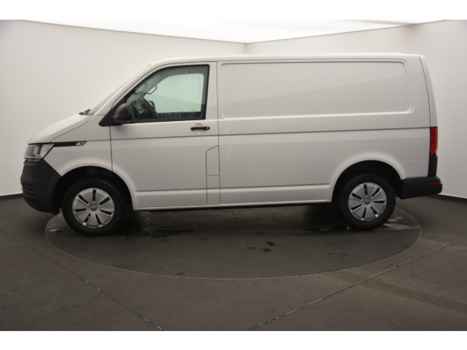 Volkswagen - T6.1 Transporter_15