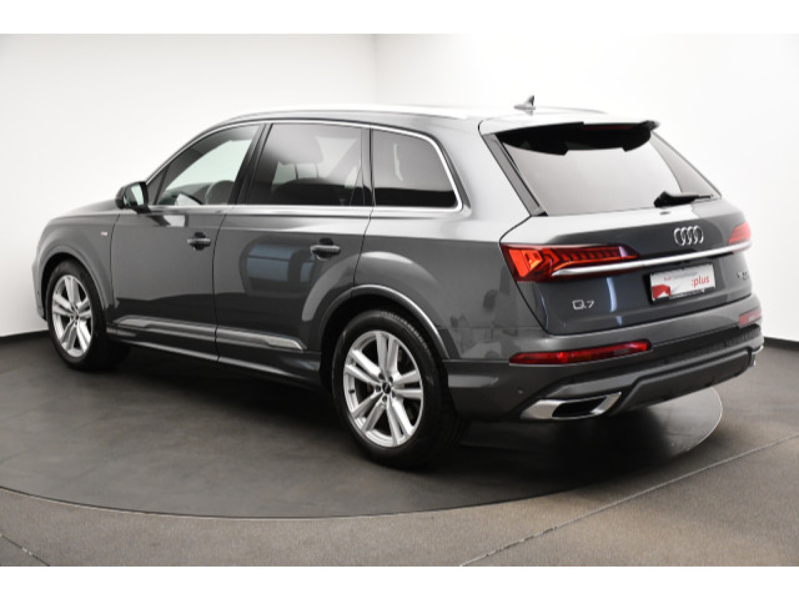 Audi - Q7_16