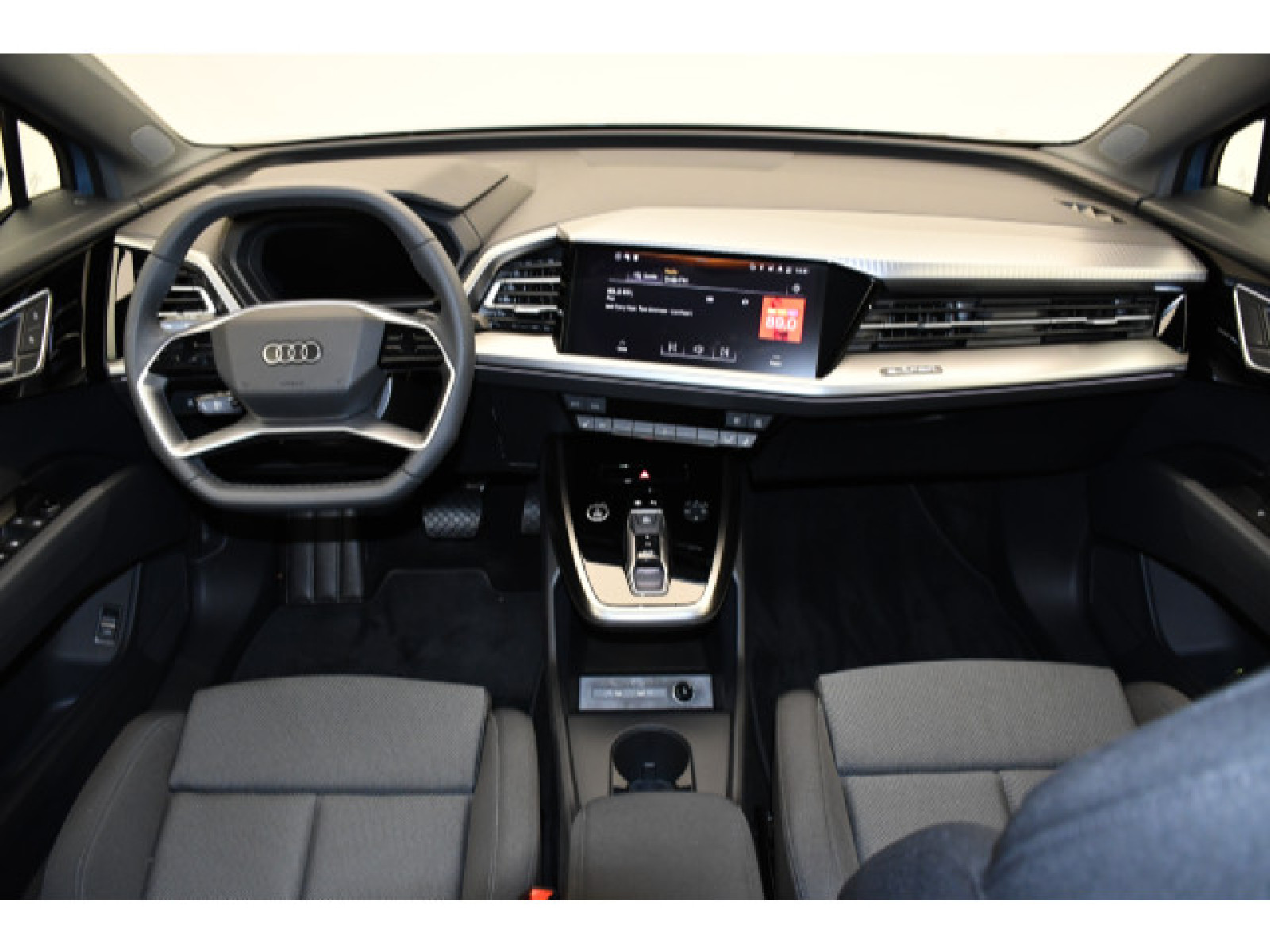 Audi - Q4 e-tron_6