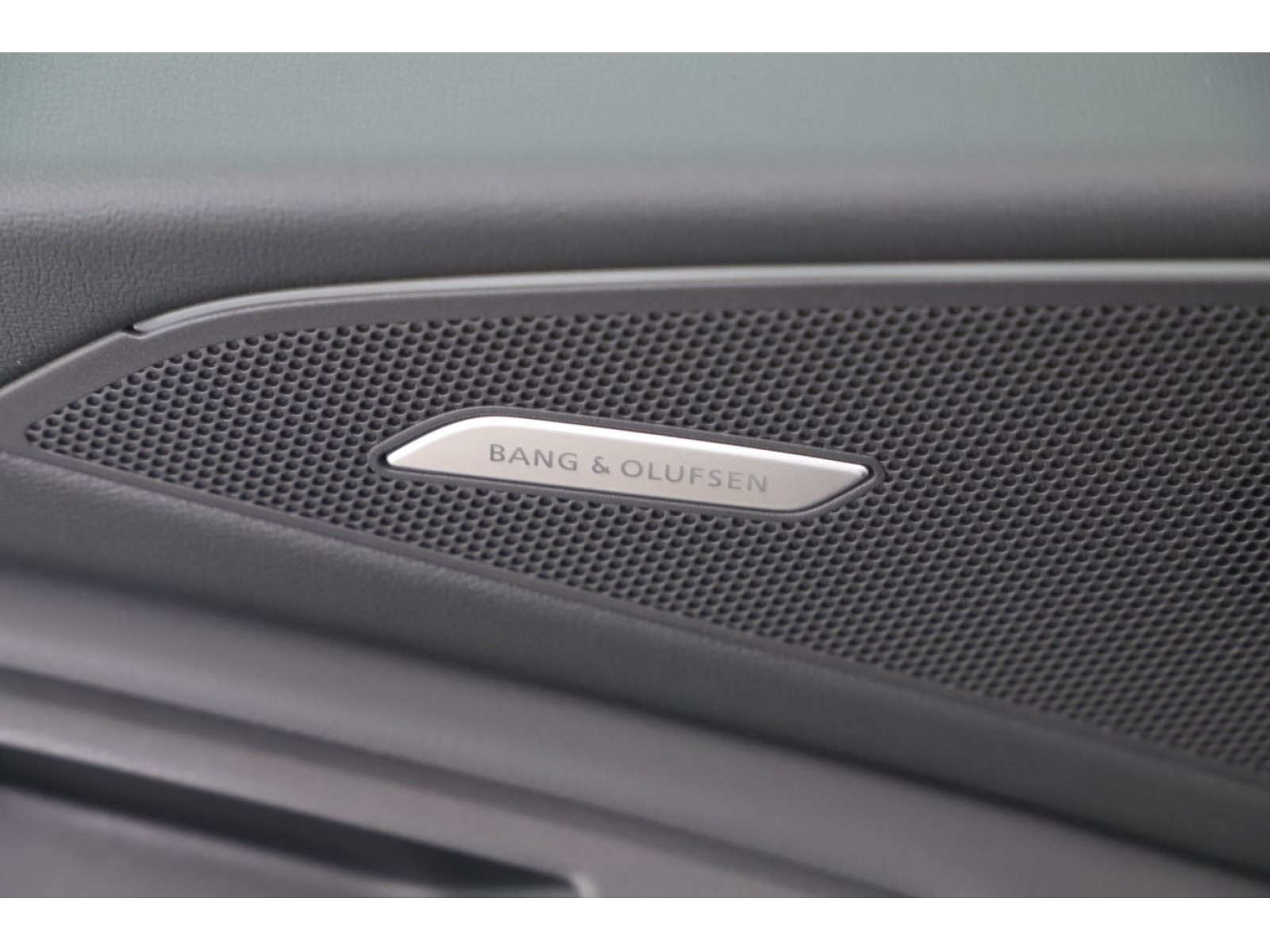 Audi - SQ6 SUV e-tron_10