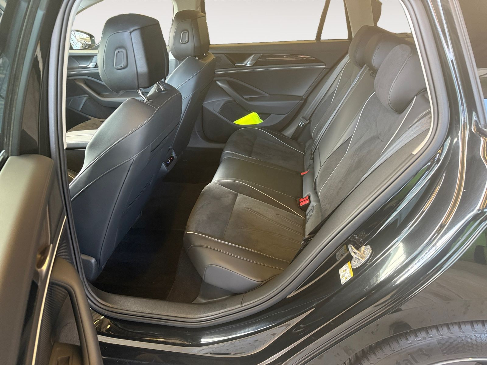 Volkswagen - Passat Variant_14