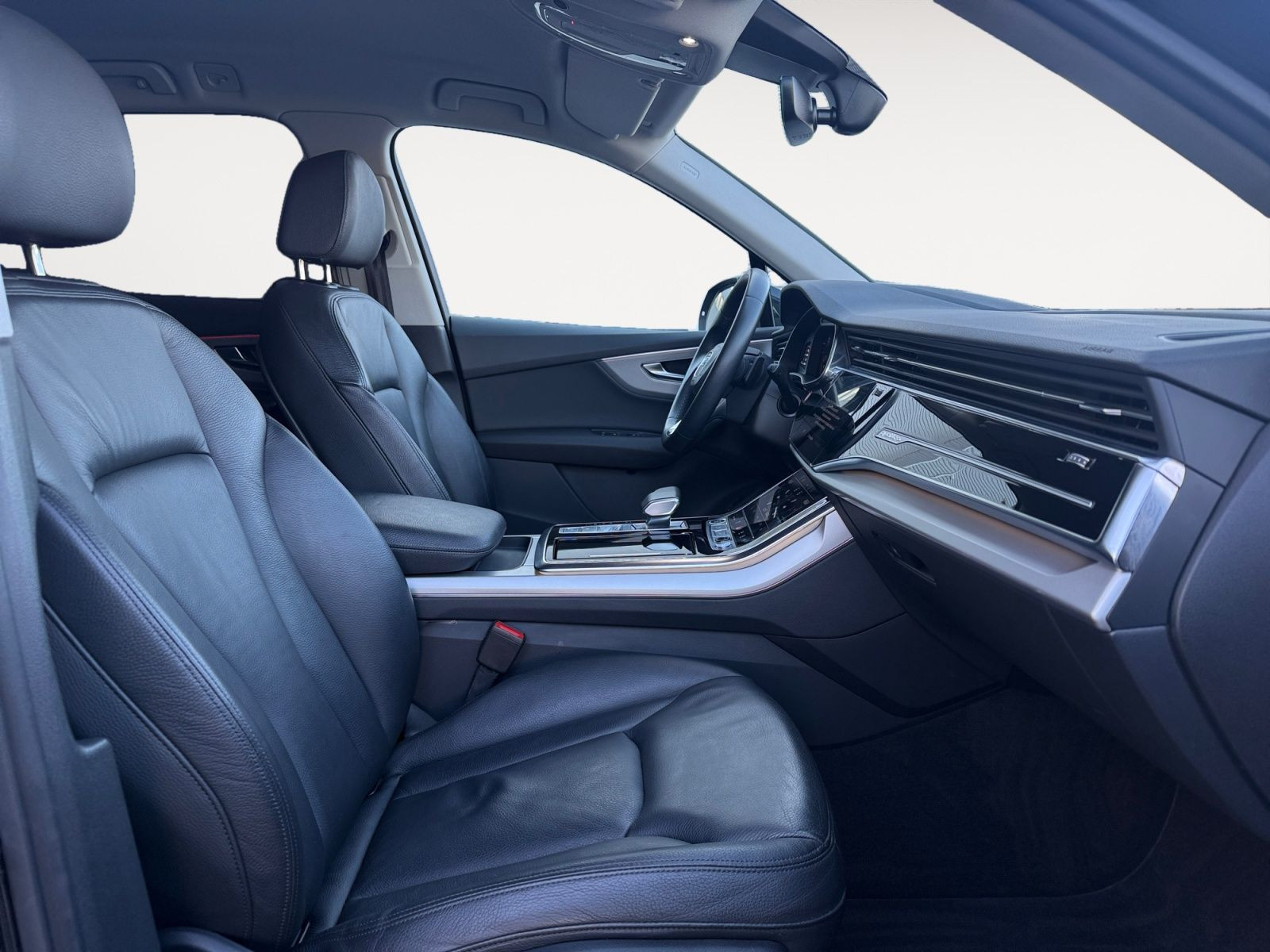 Audi - Q7_16
