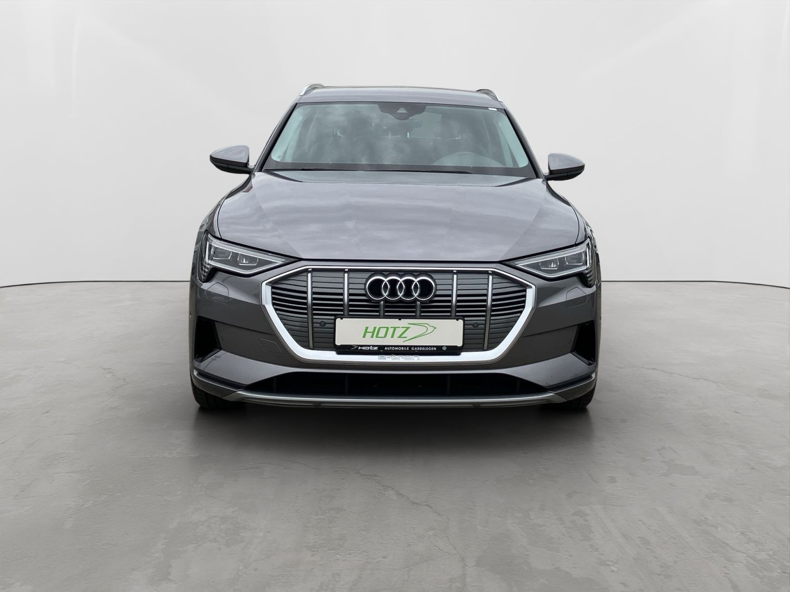 Audi - e-tron_9