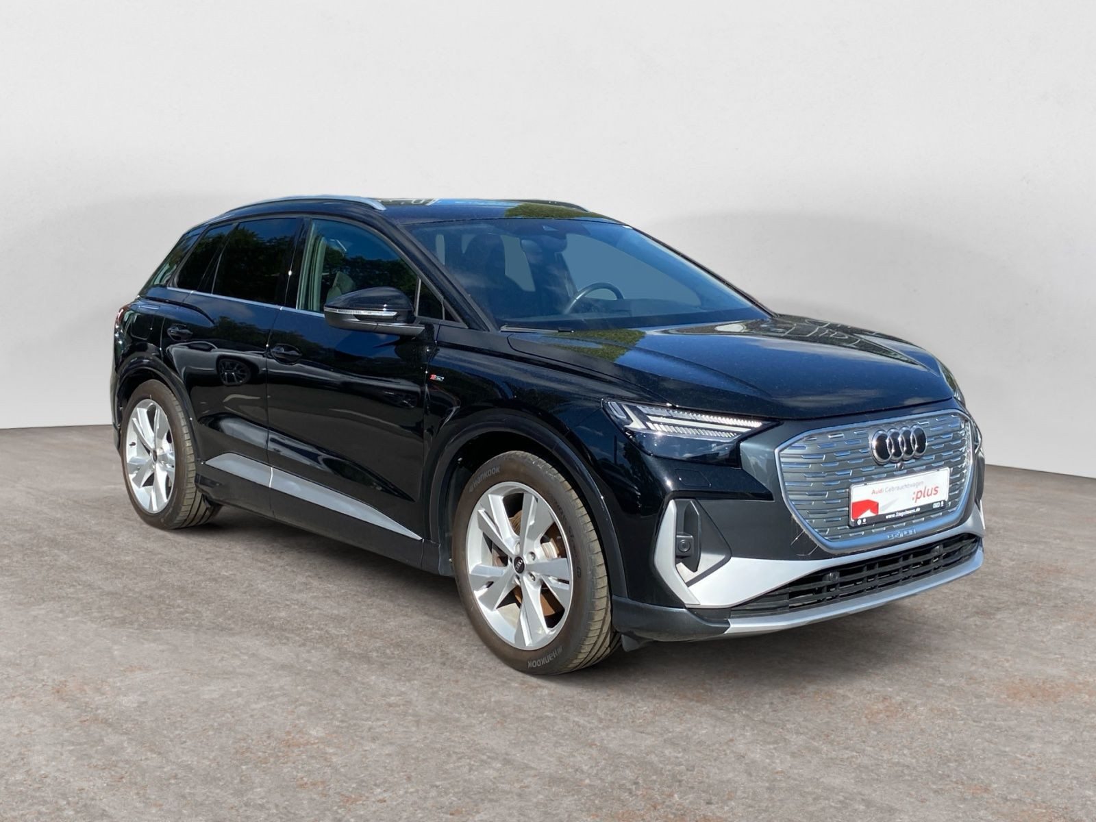 Audi - Q4 e-tron_8