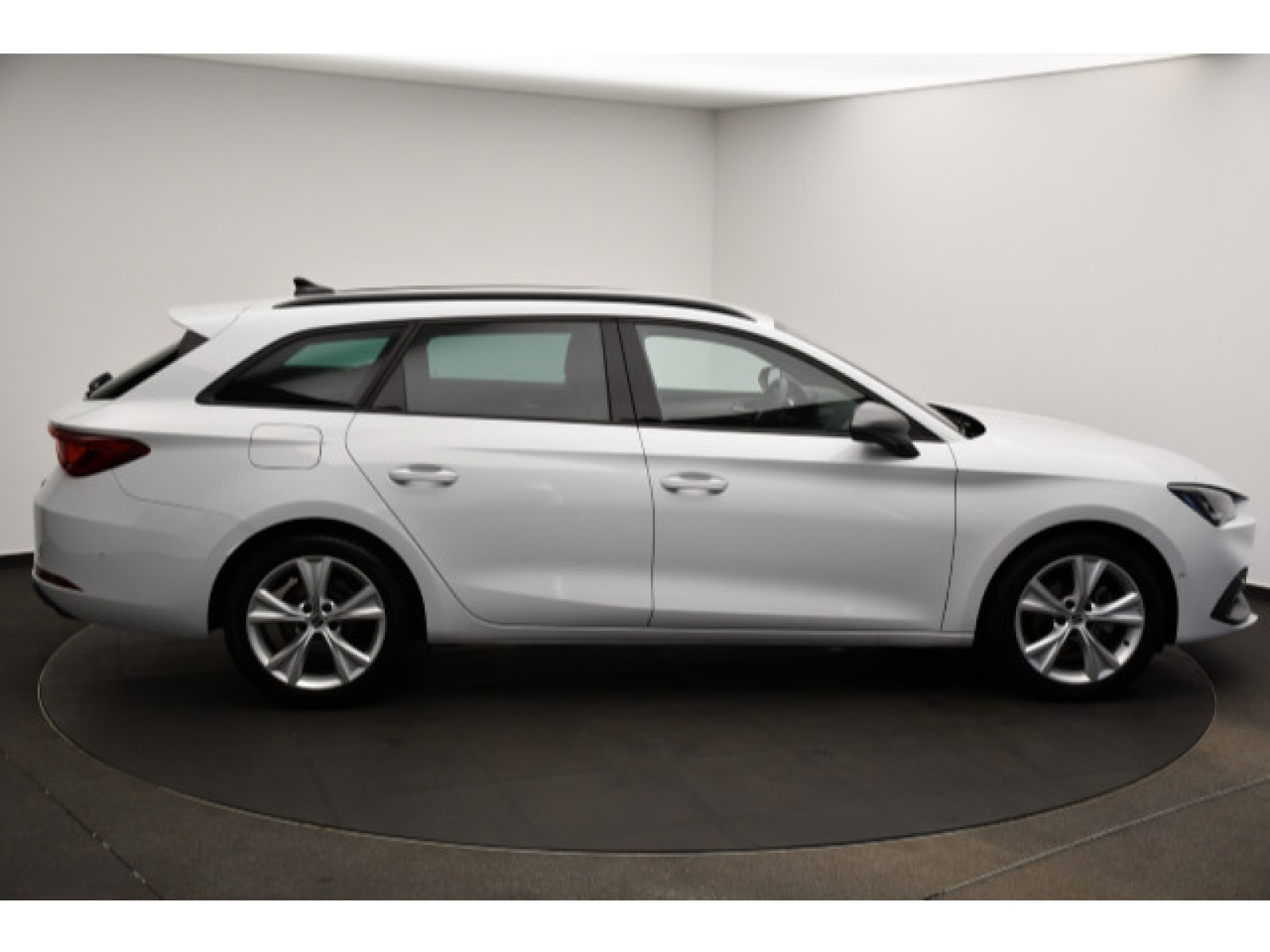 Seat - Leon_16