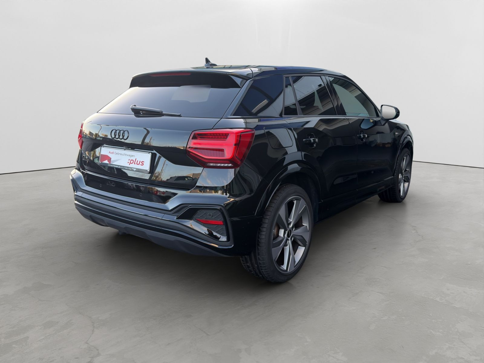 Audi - Q2_6