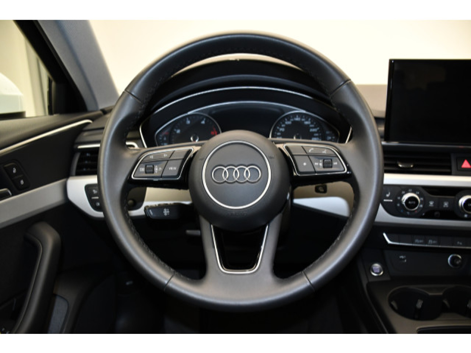 Audi - A4 Avant_5