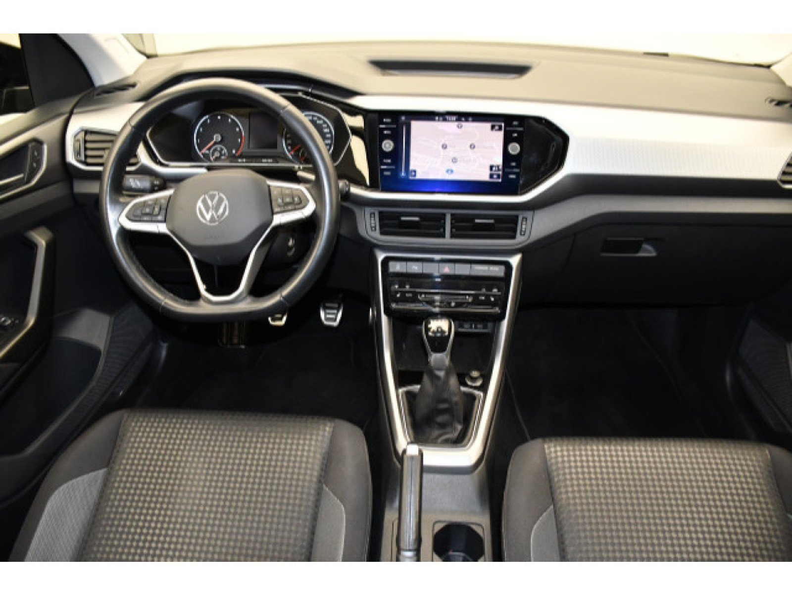 Volkswagen - T-Cross_4