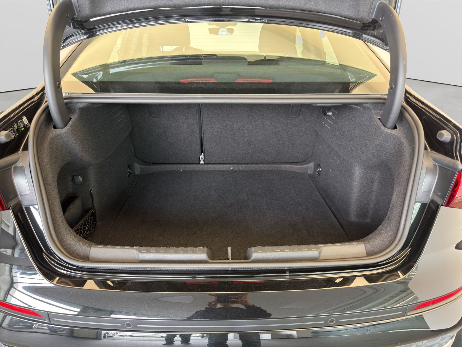 Audi - A3 Limousine_19