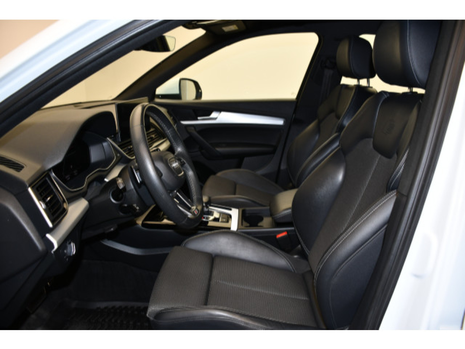 Audi - Q5_3
