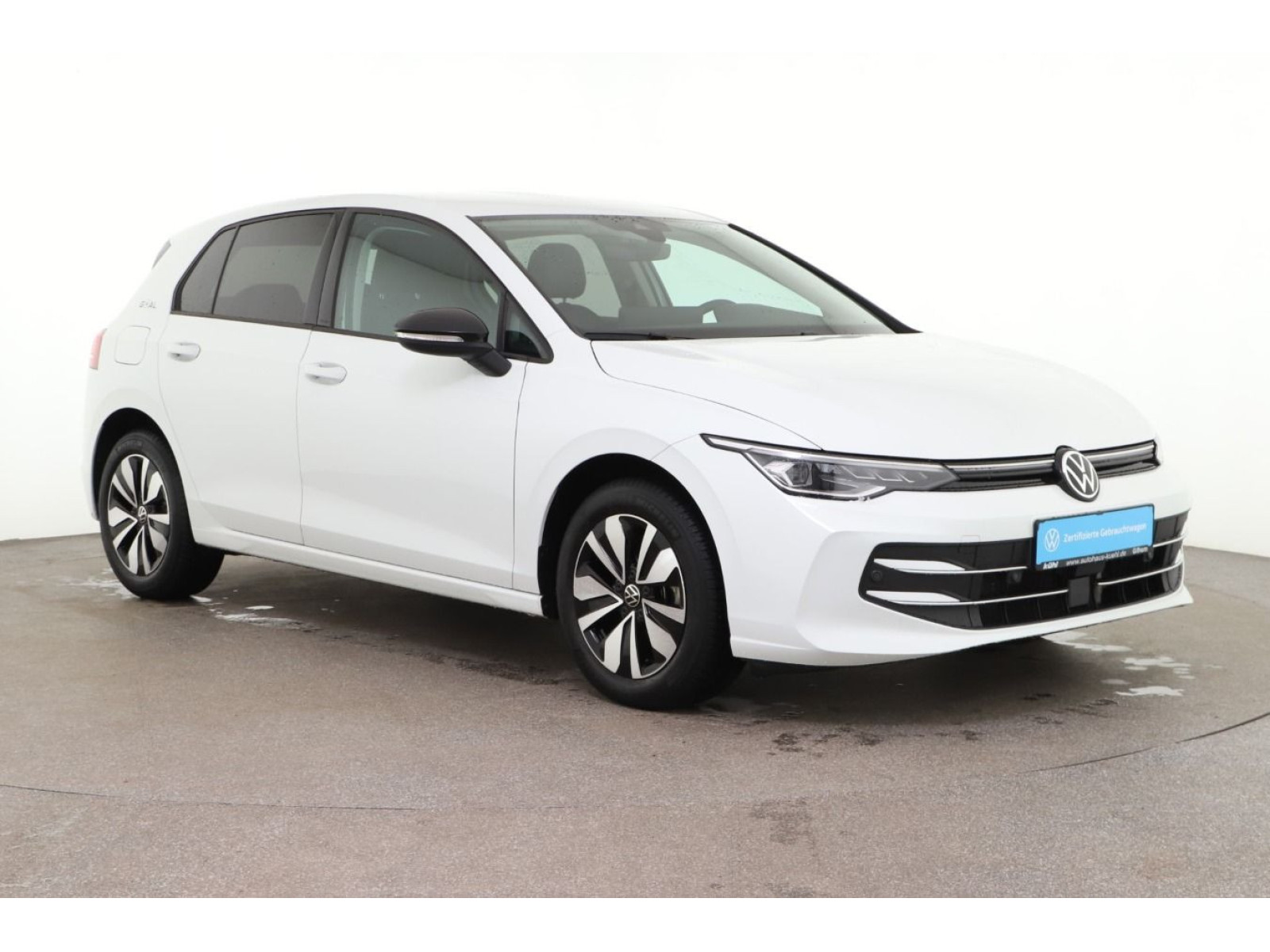 diagonal-frontansicht-aussen