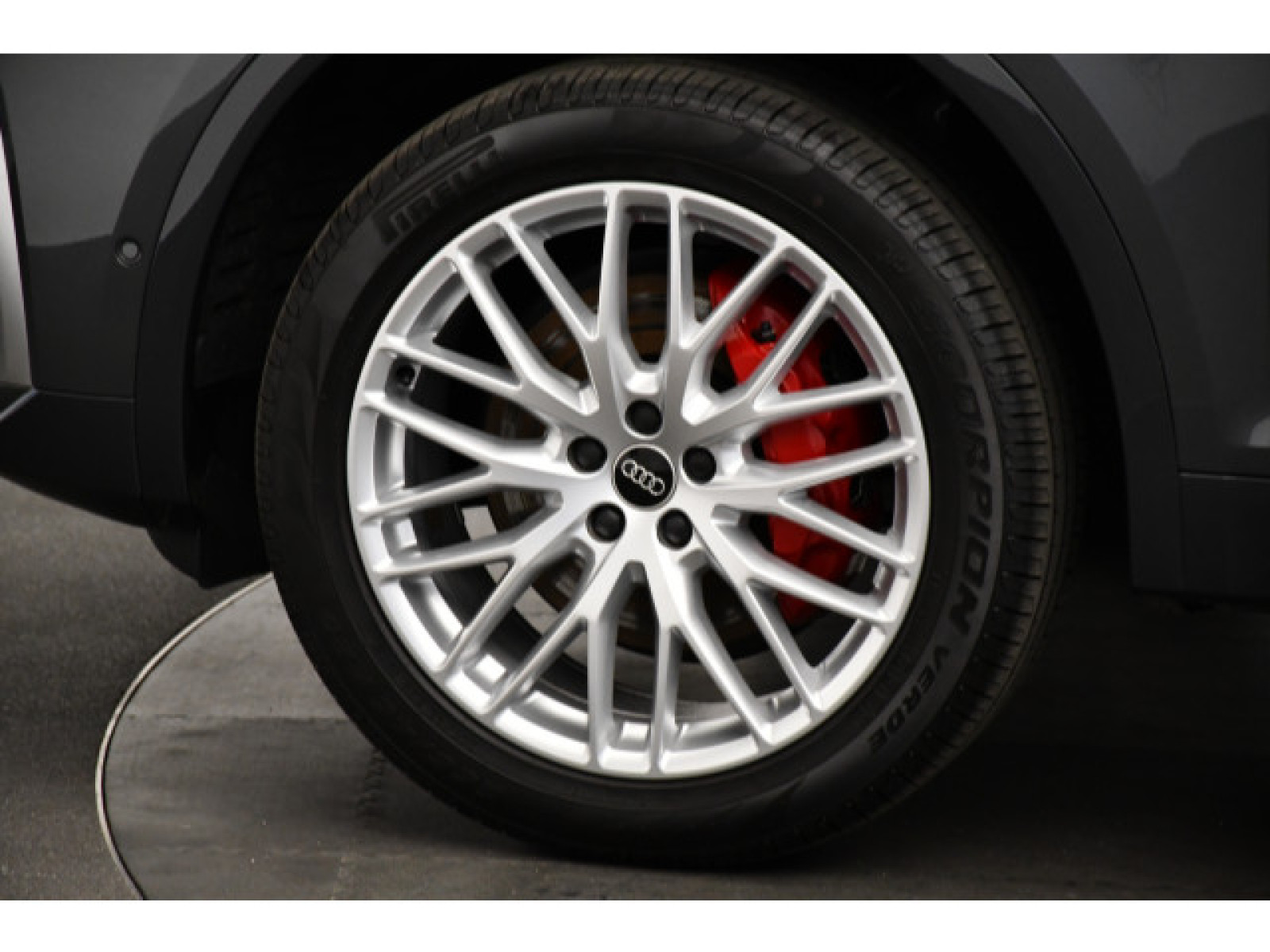 Audi - Q5_16