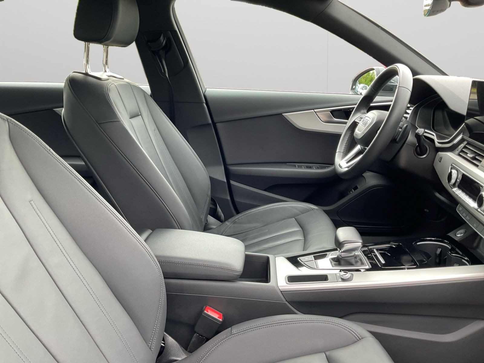 Audi - A4 Avant_16