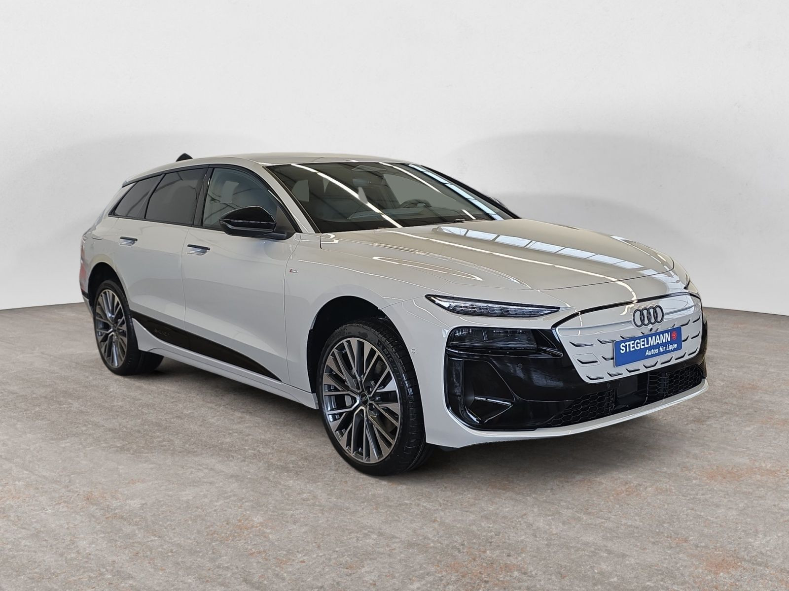Audi - A6 Avant e-tron_8