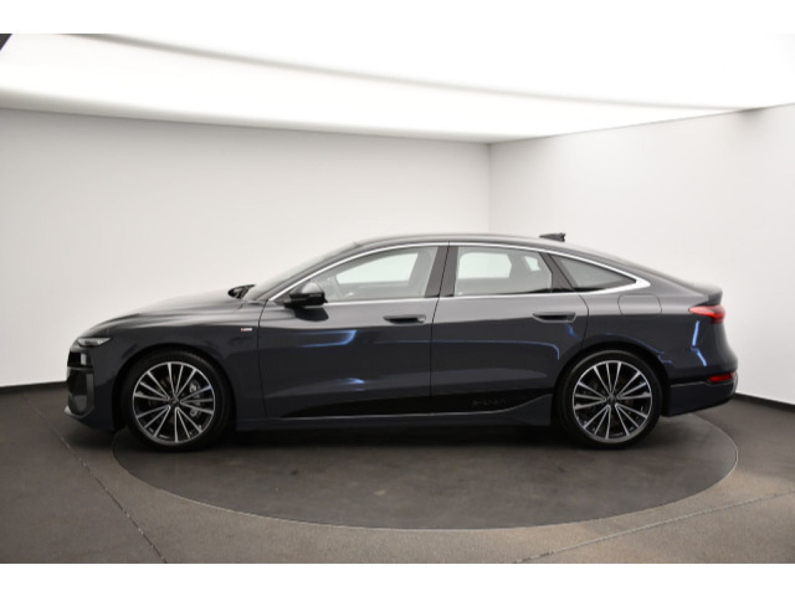 Audi - A6 Sportback e-tron_20