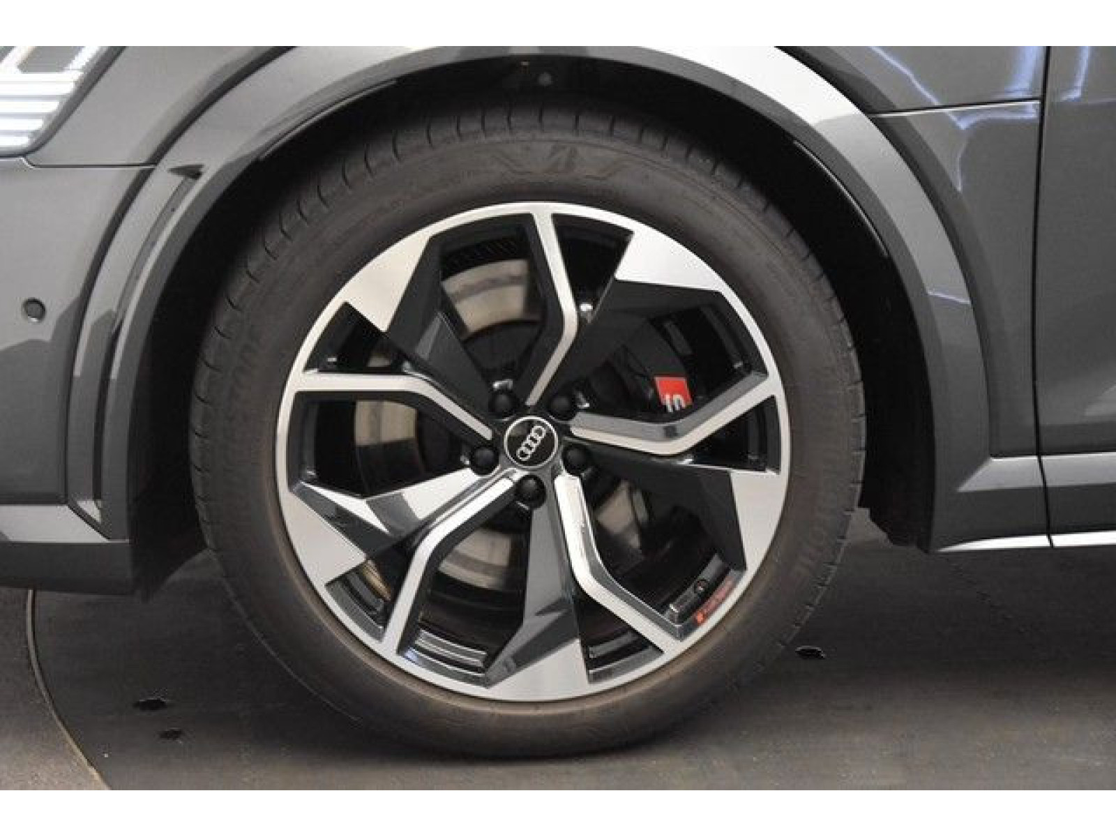 Audi - e-tron S Sportback_14