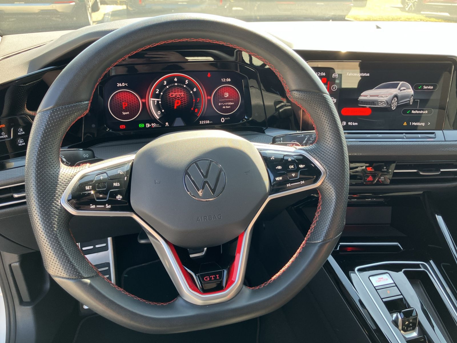 Volkswagen - Golf GTI_10