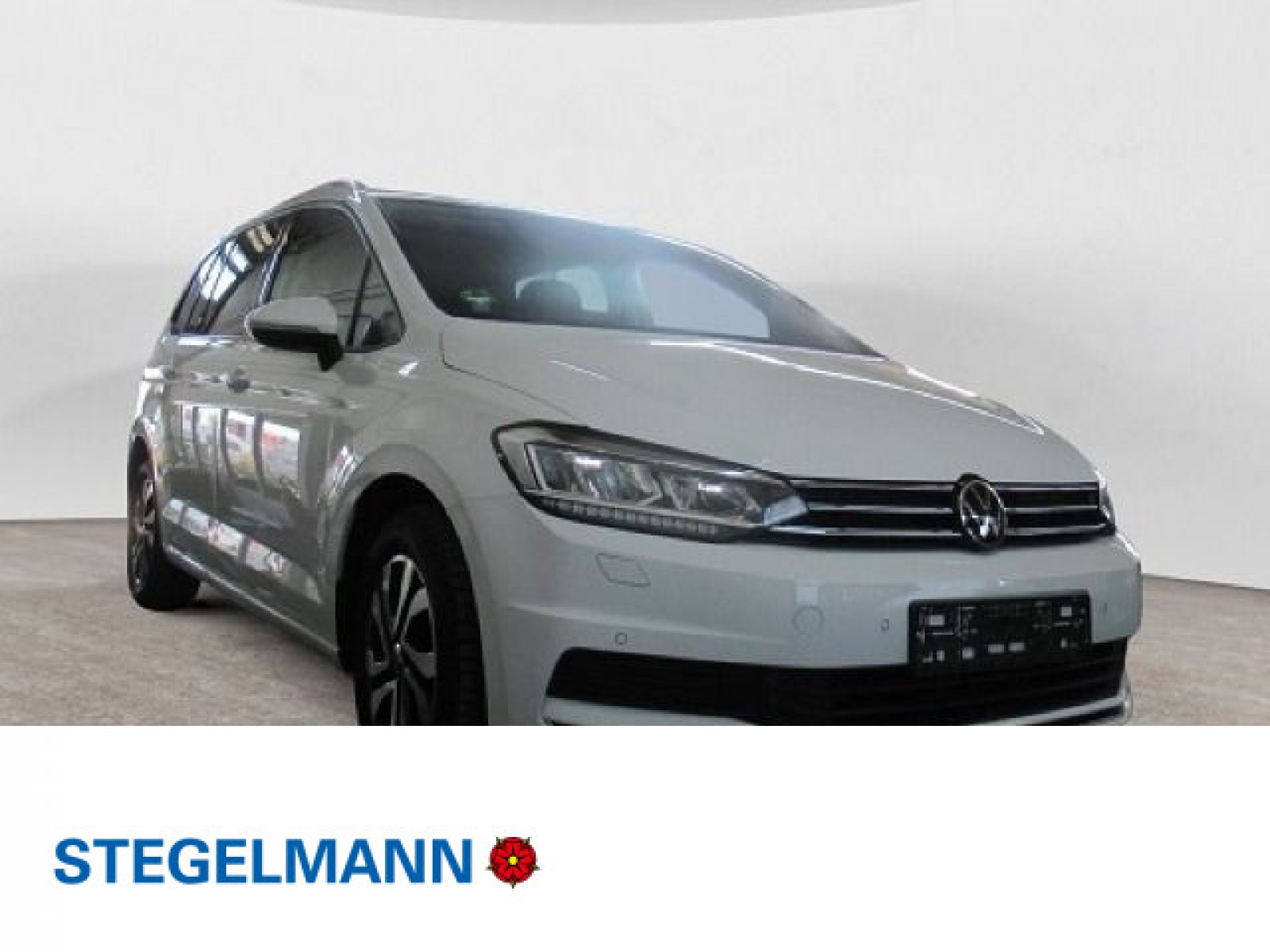 Touran 2.0 TDI DSG Active 7-Sitzer *LED*Navi*ACC*