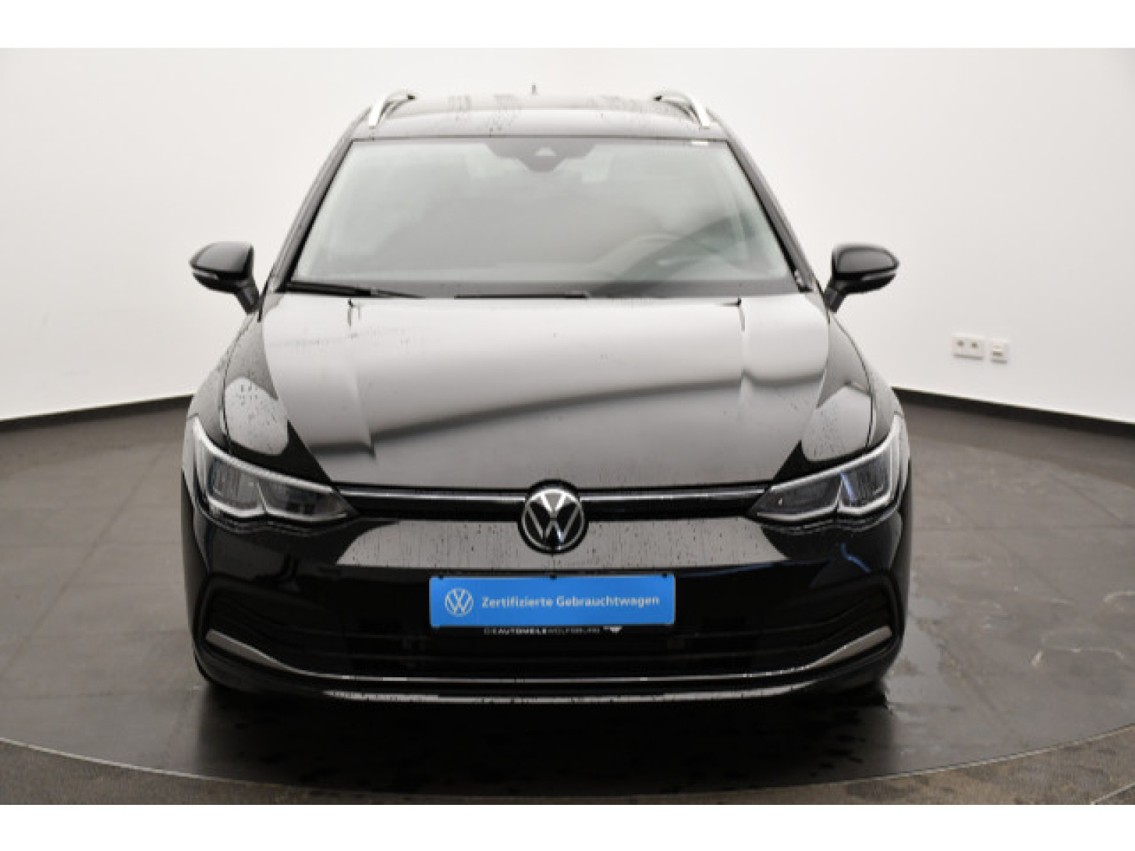 Volkswagen - Golf_18