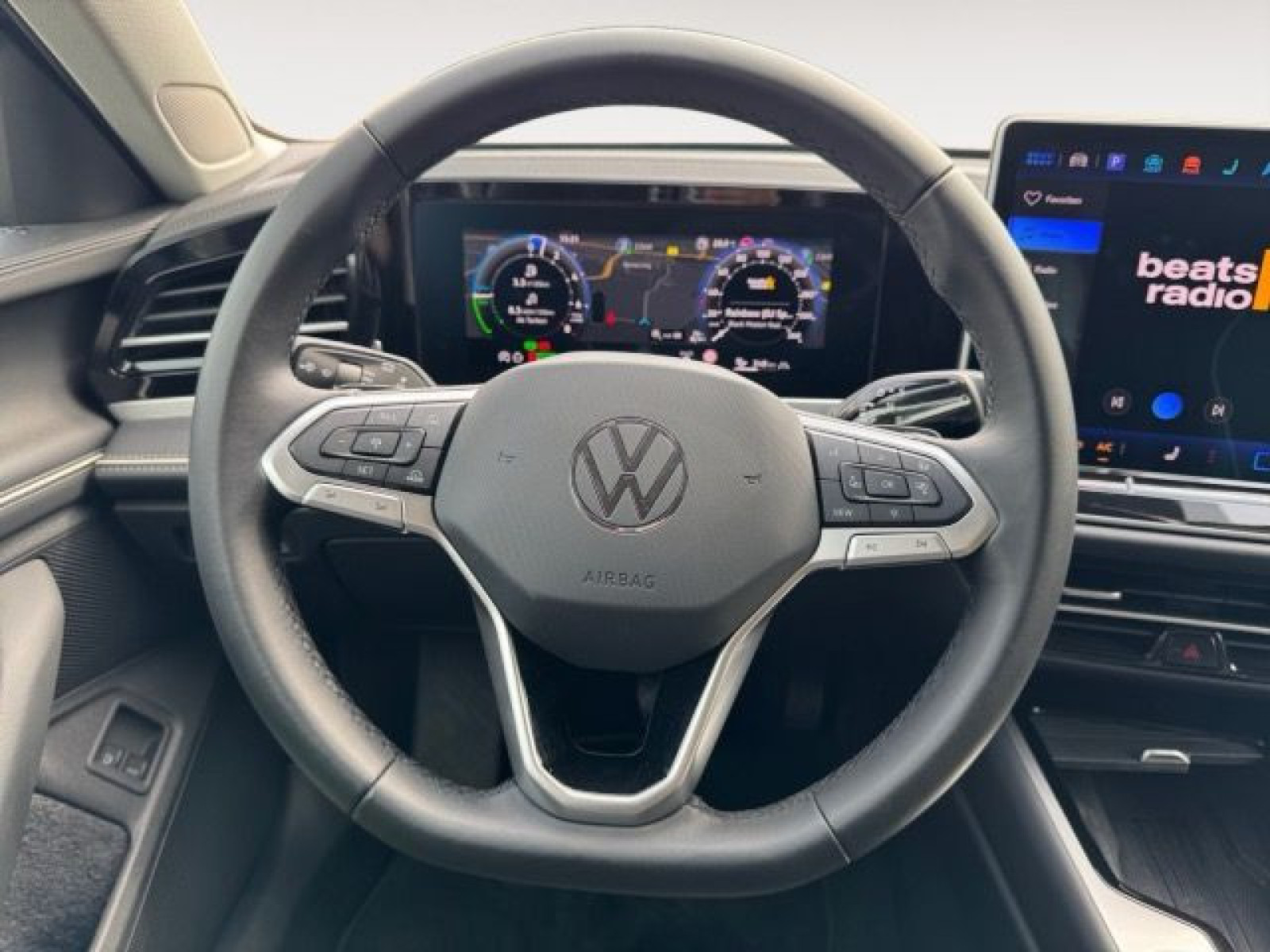Volkswagen - Passat Variant_12