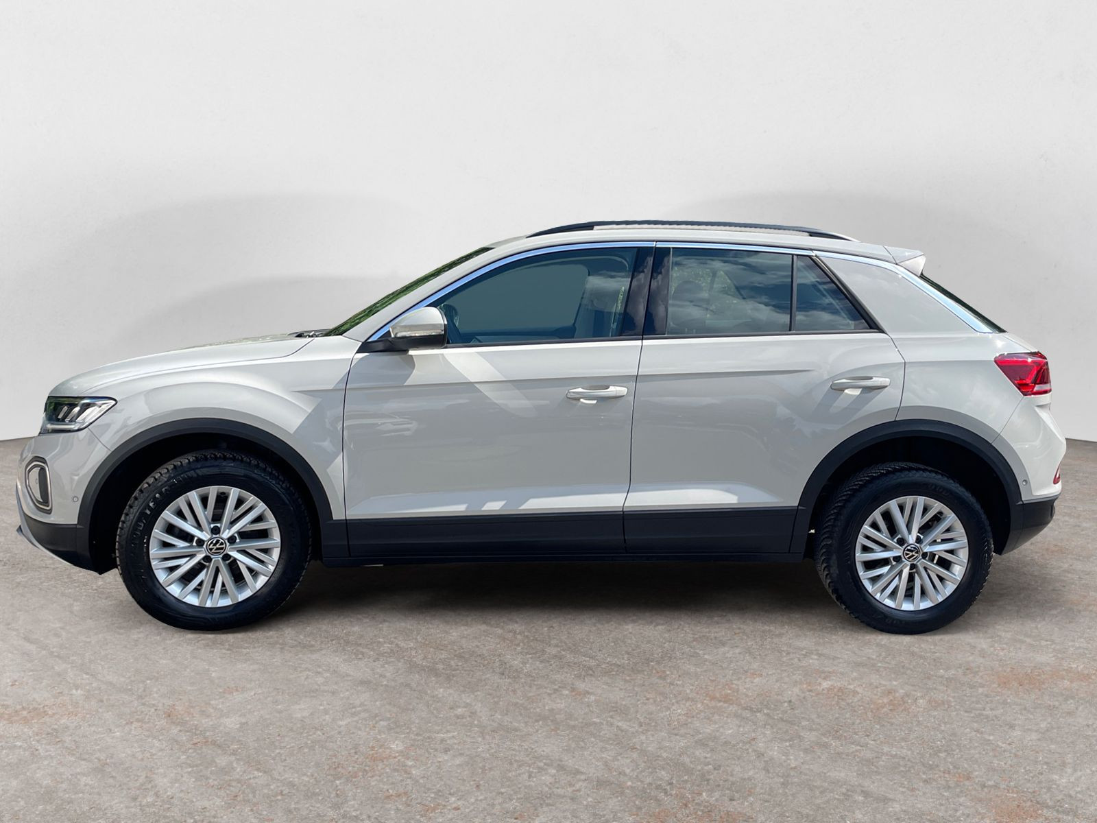 Volkswagen - T-Roc_3