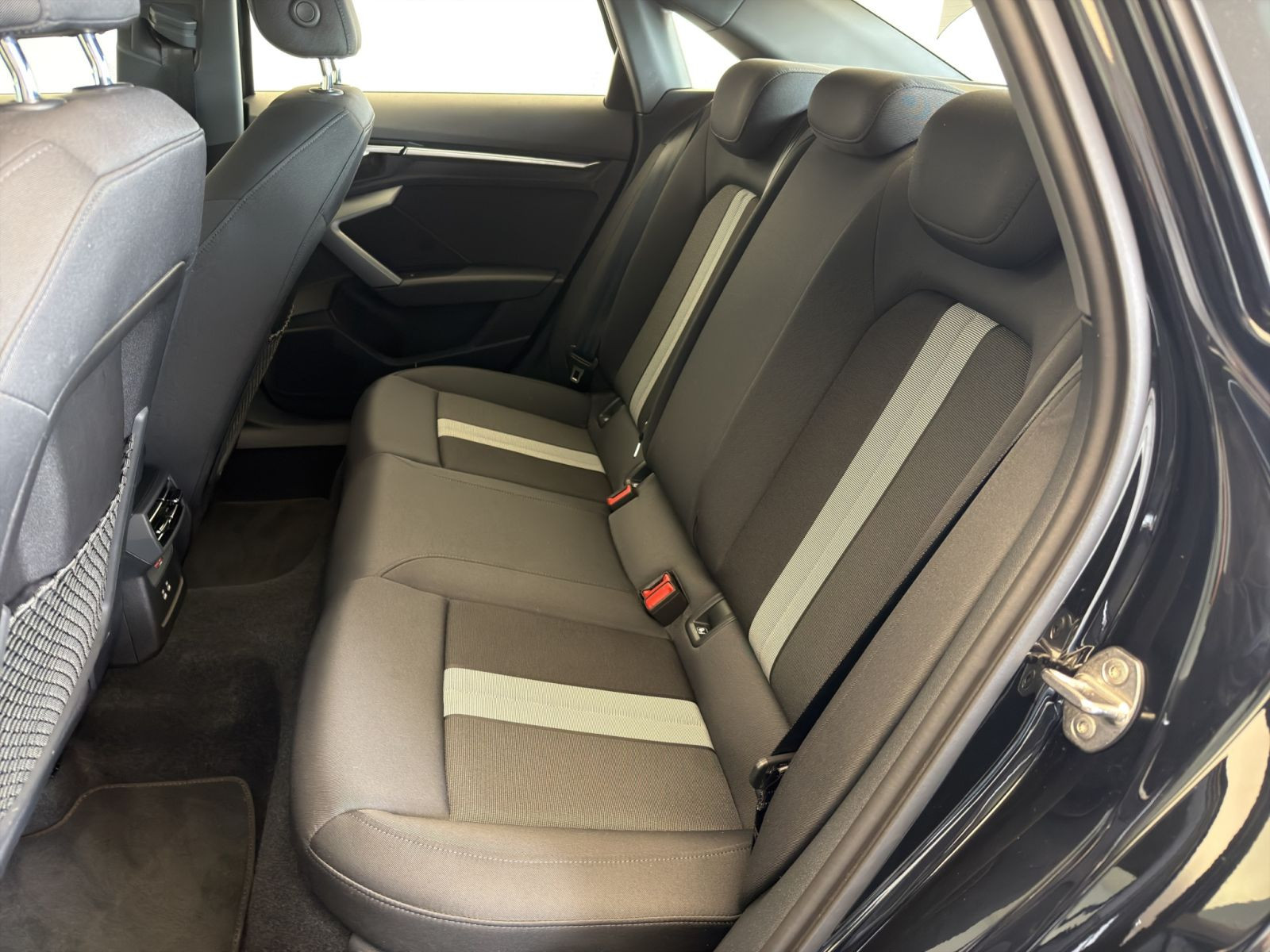Audi - A3 Limousine_18