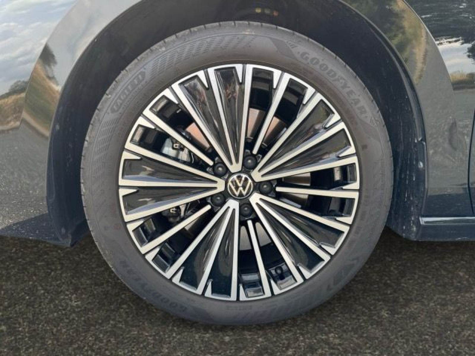 Volkswagen - Passat Variant_14