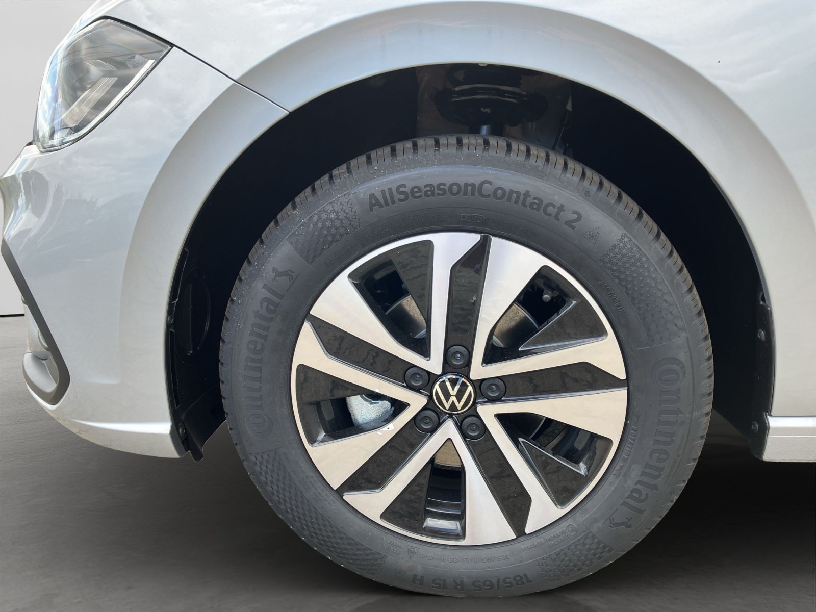 Volkswagen - Polo_19