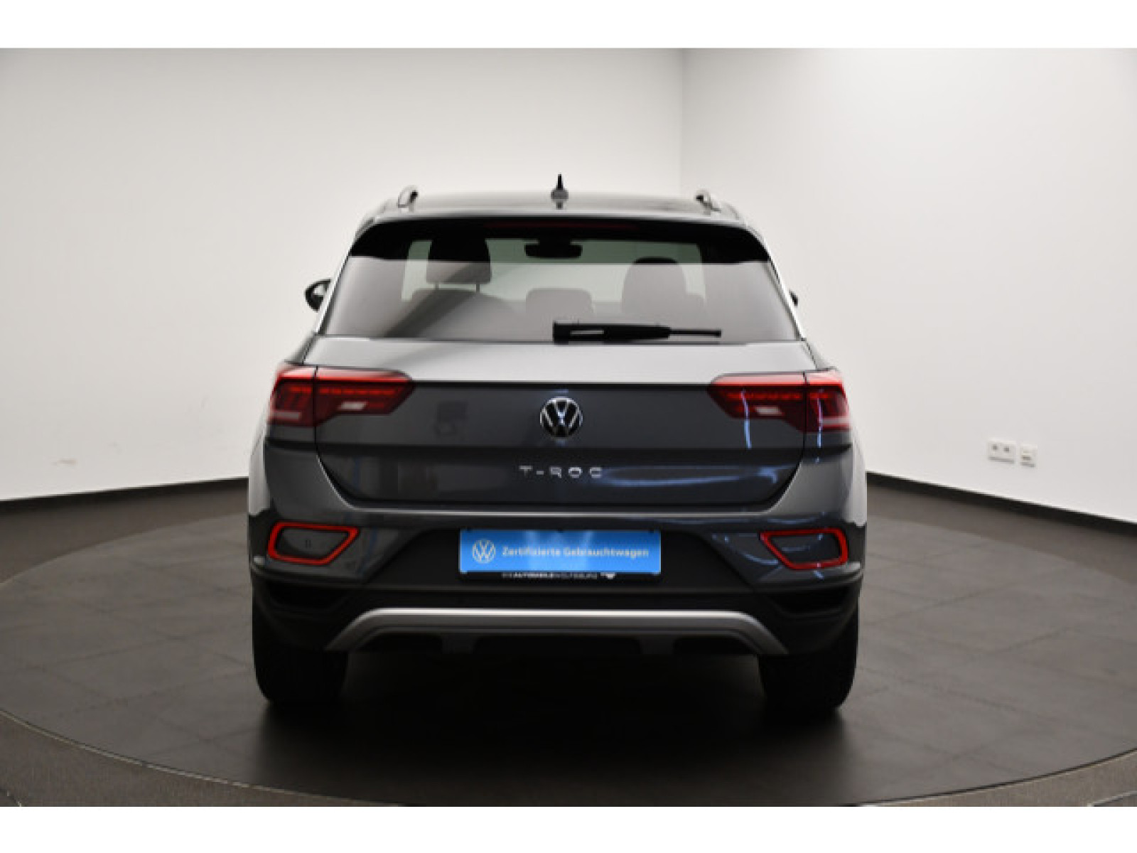 Volkswagen - T-Roc_18