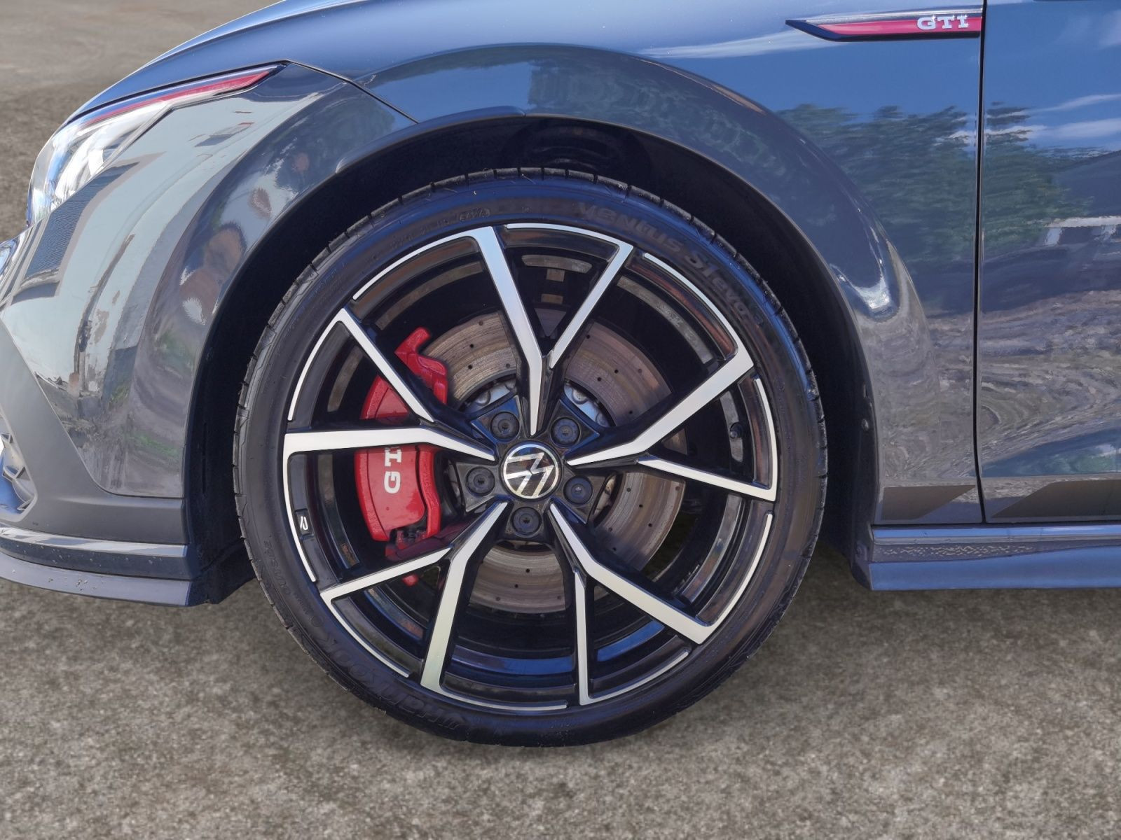 Volkswagen - Golf GTI_15