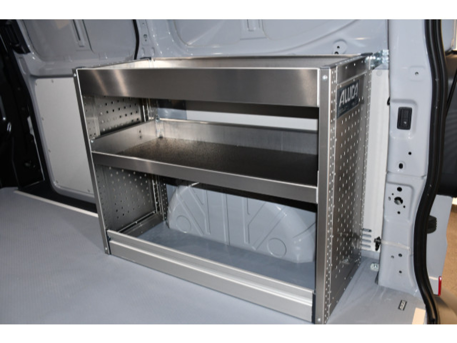 Volkswagen - New Transporter_12