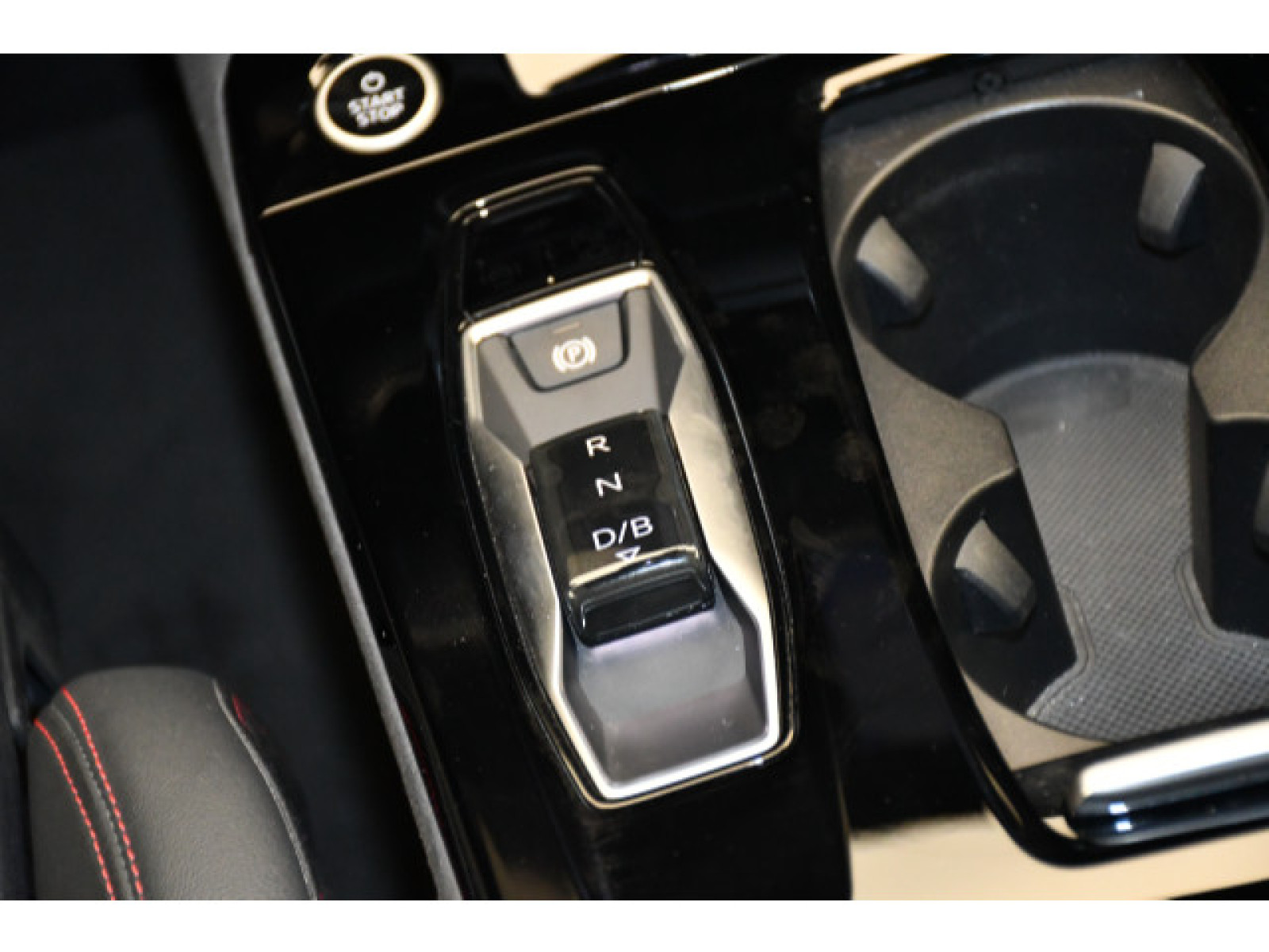 Audi - Q6 e-tron_7
