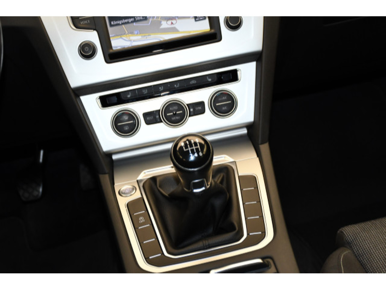 Volkswagen - Passat_6