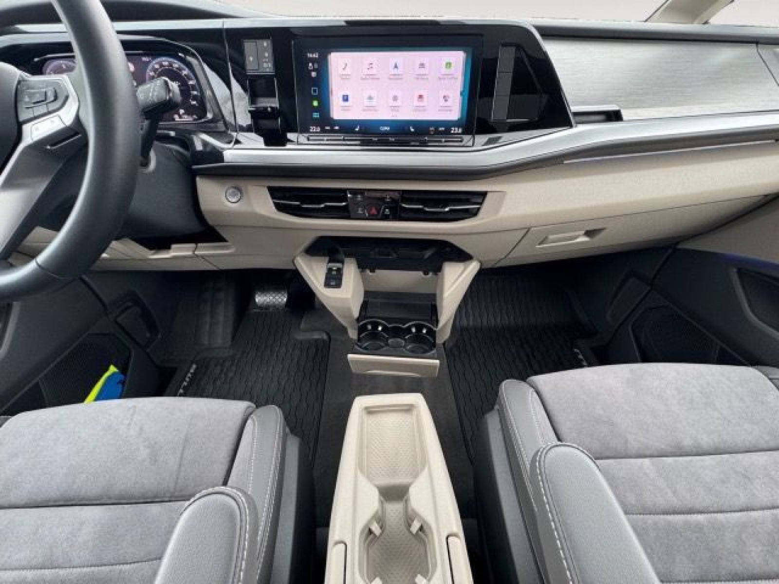 Volkswagen - T7 Multivan_12