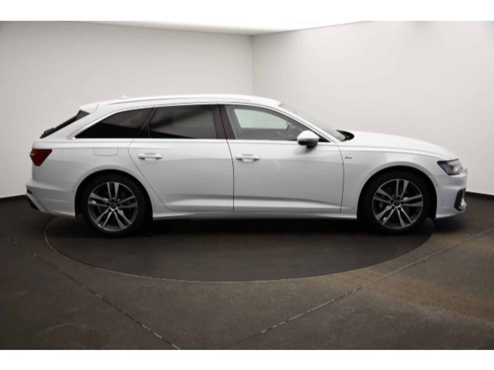 Audi - A6 Avant_17