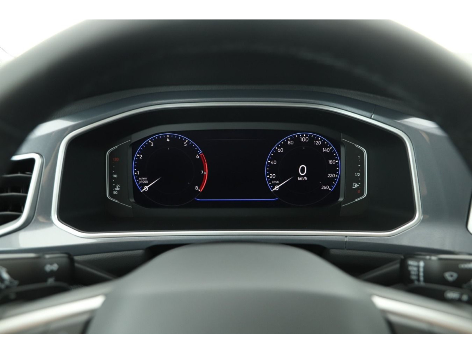 Volkswagen - T-Roc_9