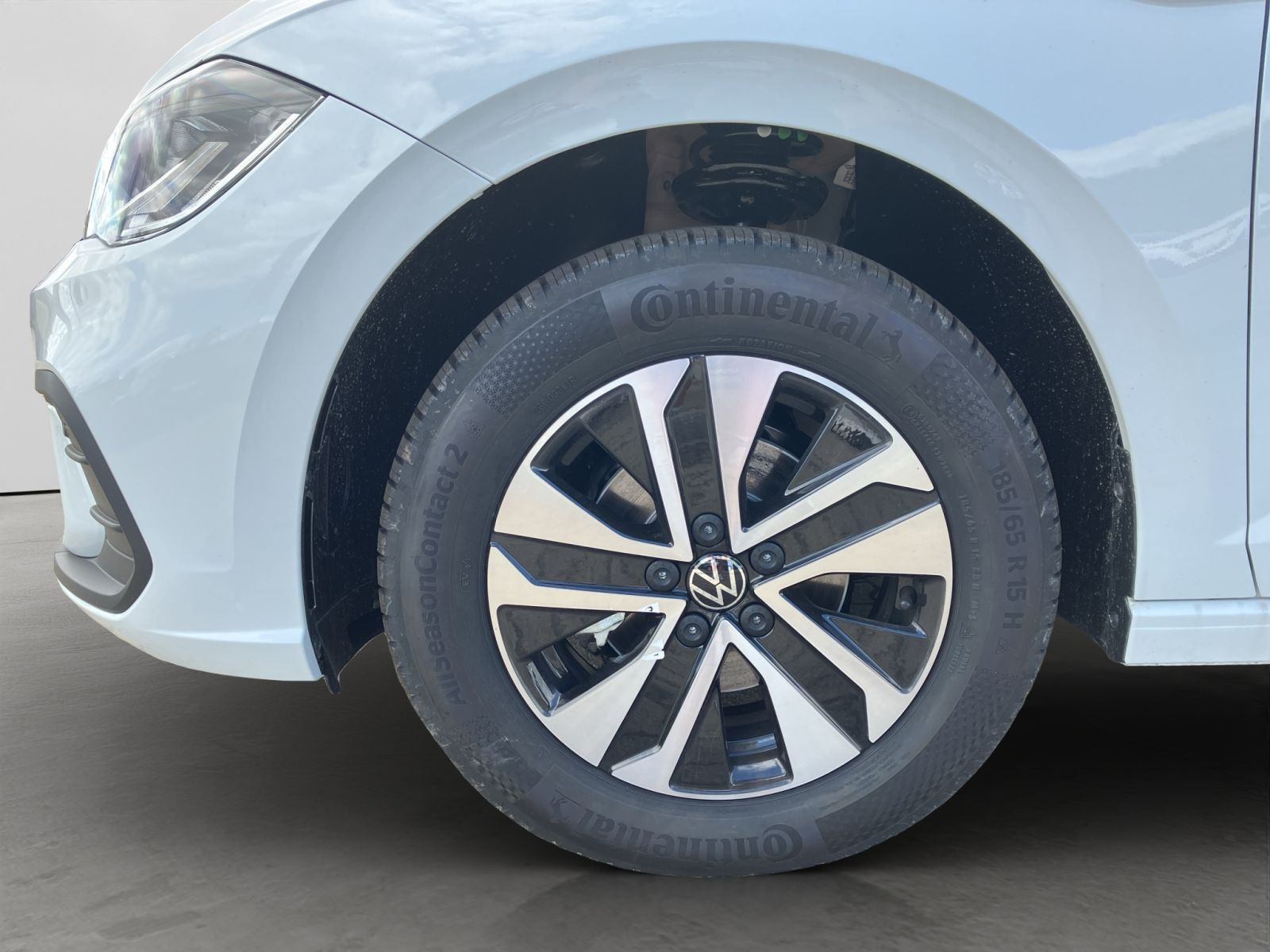 Volkswagen - Polo_19