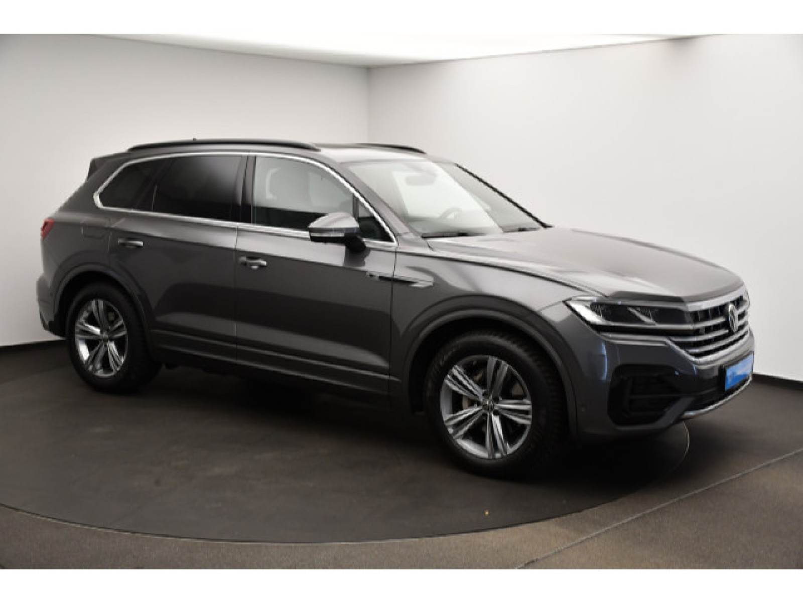Volkswagen - Touareg_15