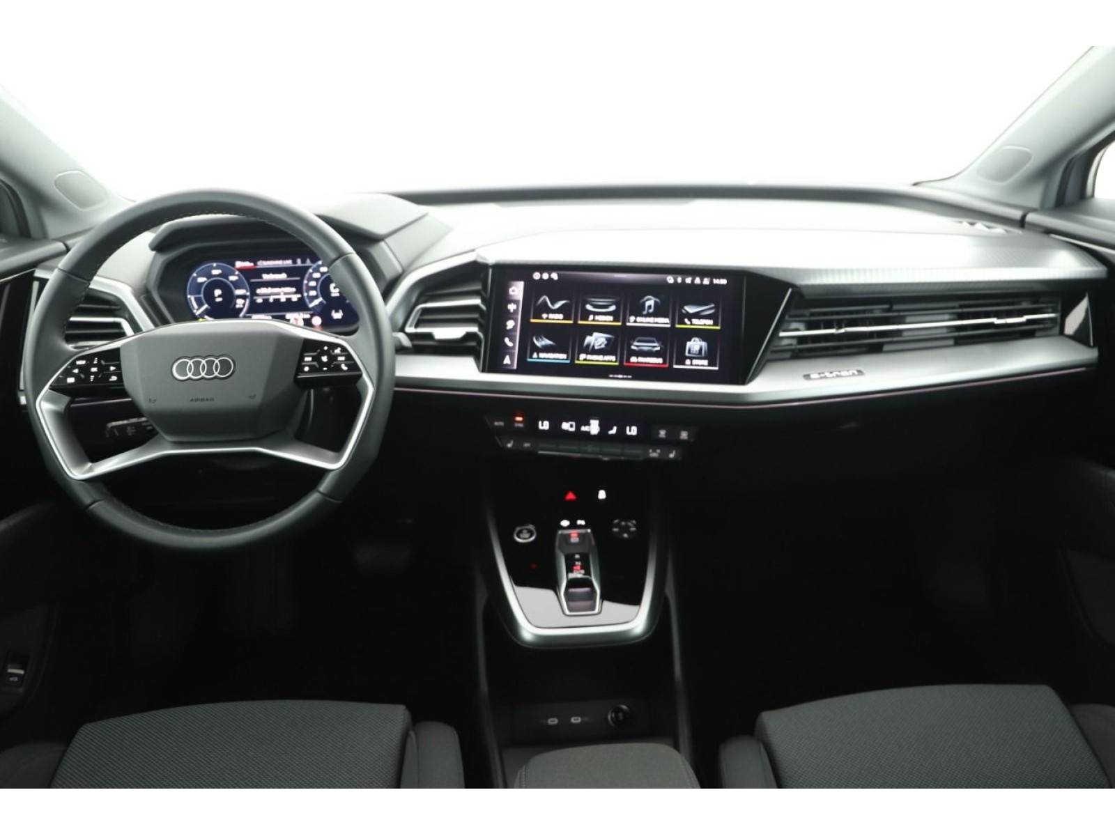 Audi - Q4 e-tron_9