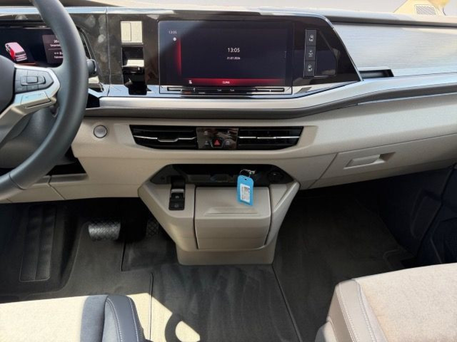 Volkswagen - T7 Multivan_12
