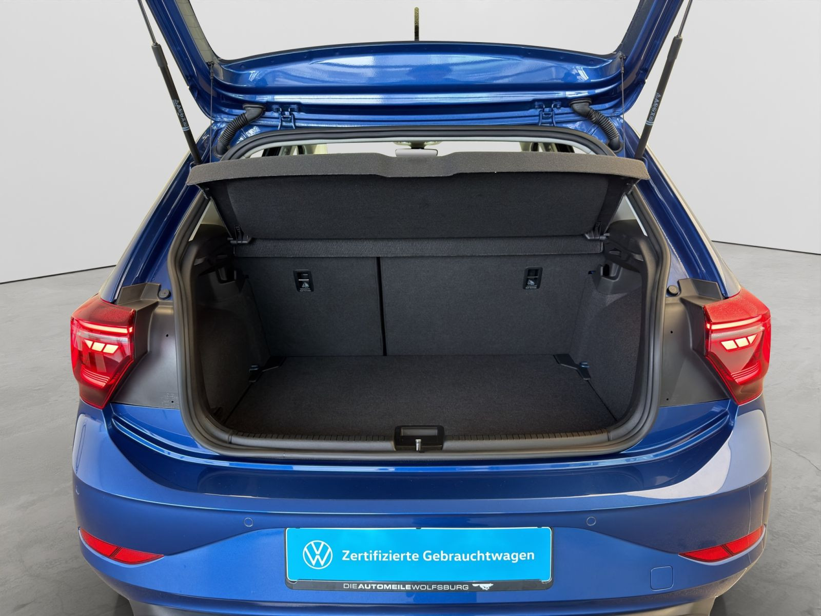 Volkswagen - Polo_17