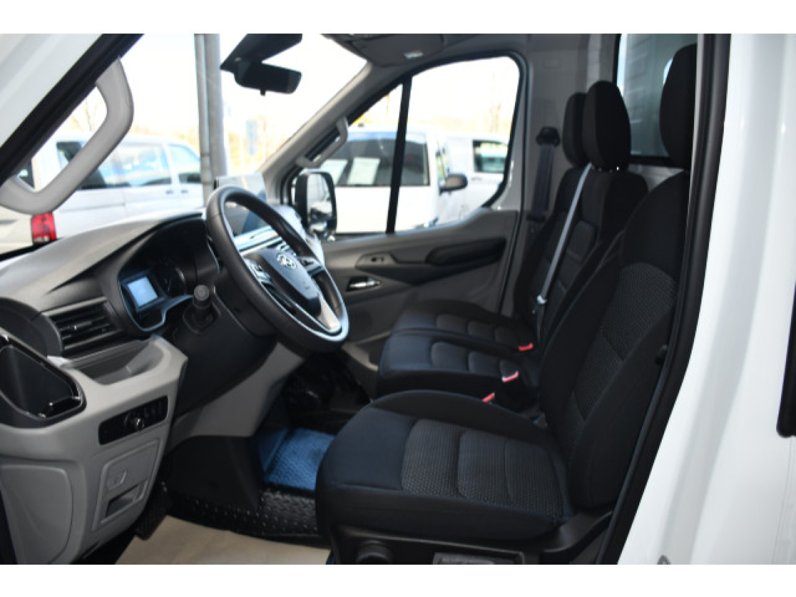 Maxus - eDELIVER 9_4