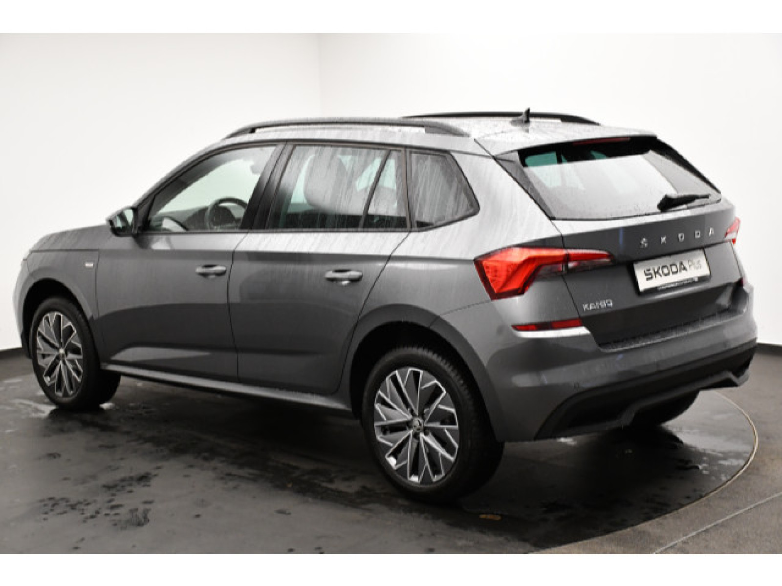 diagonalansicht-hinten-aussen