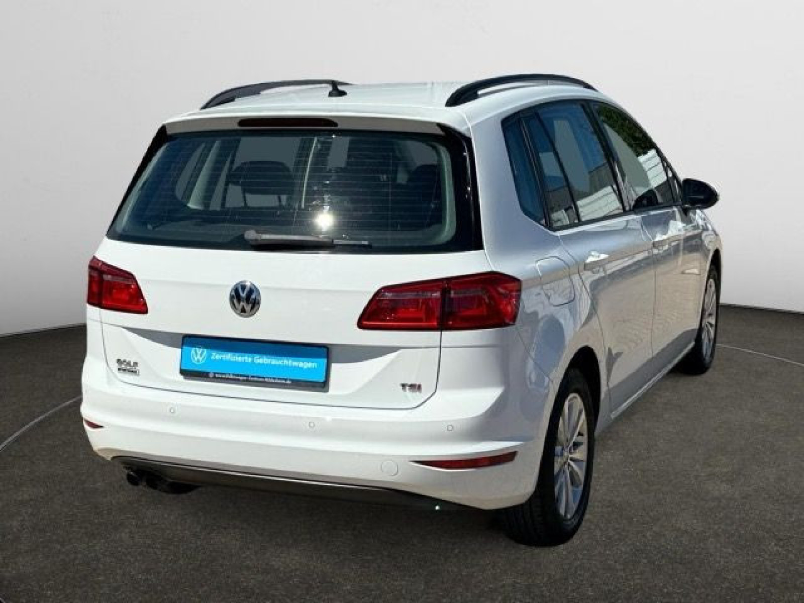 diagonalansicht-hinten-aussen