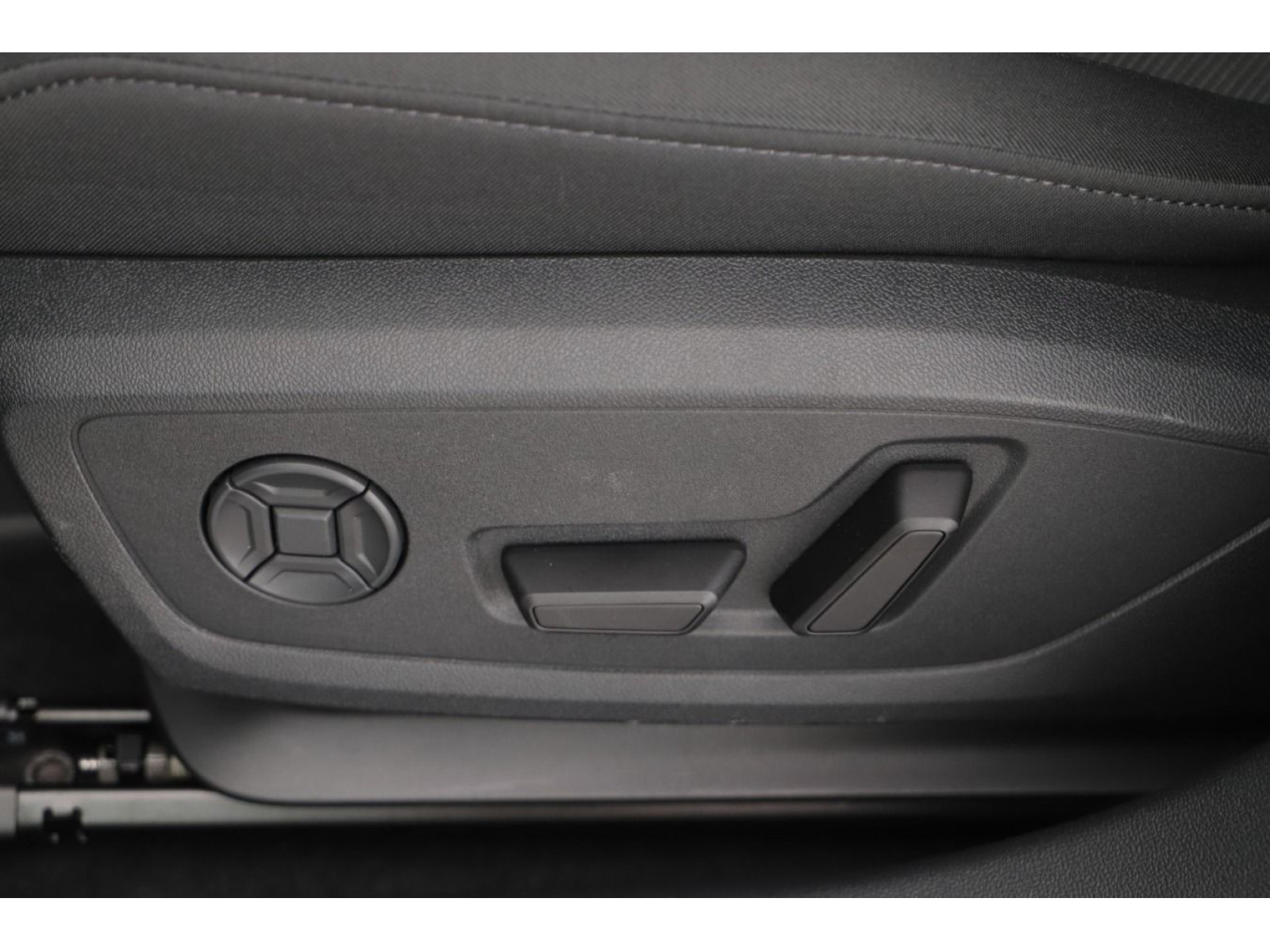 Audi - A3 Limousine_14