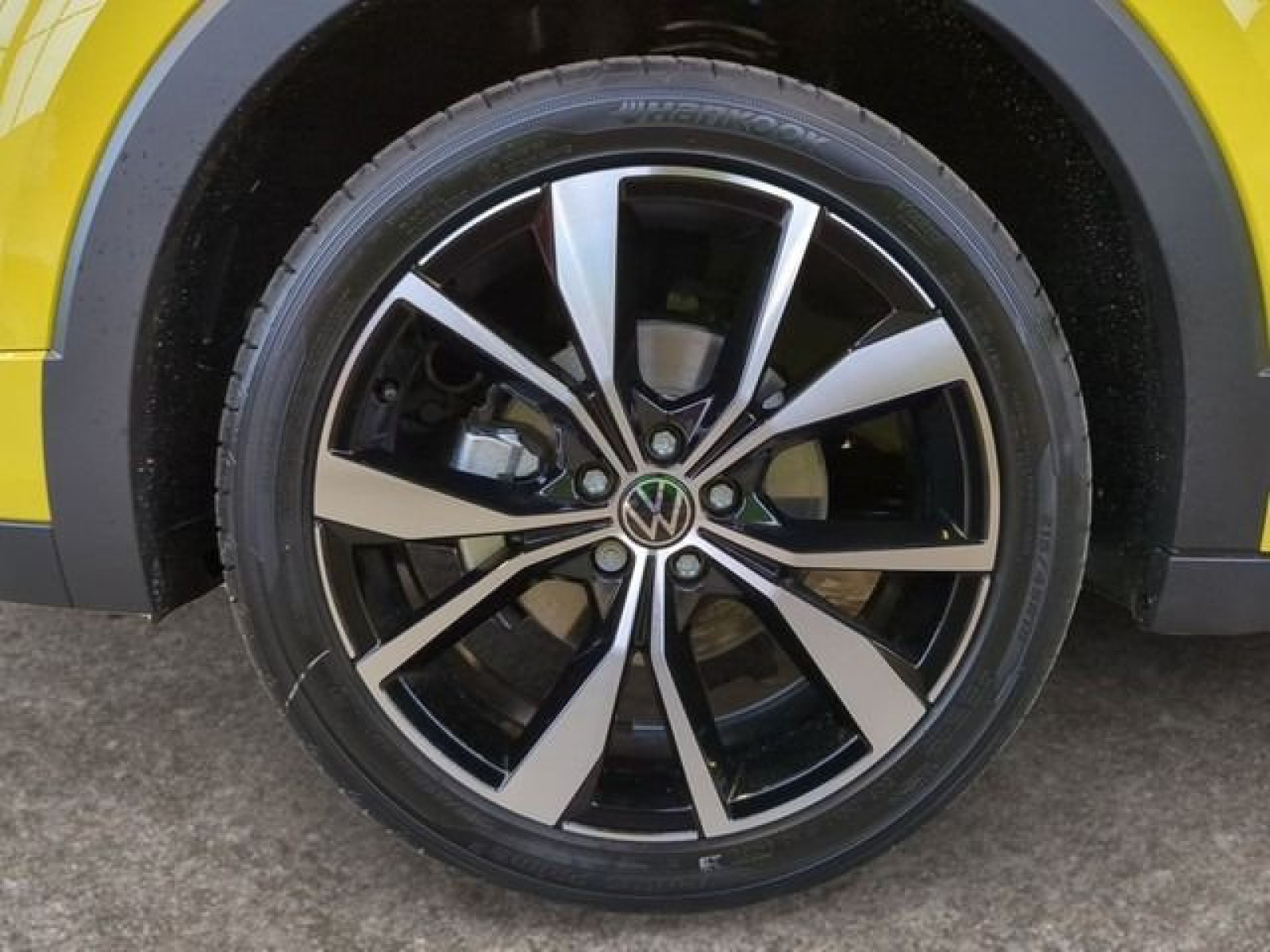 Volkswagen - T-Cross_12