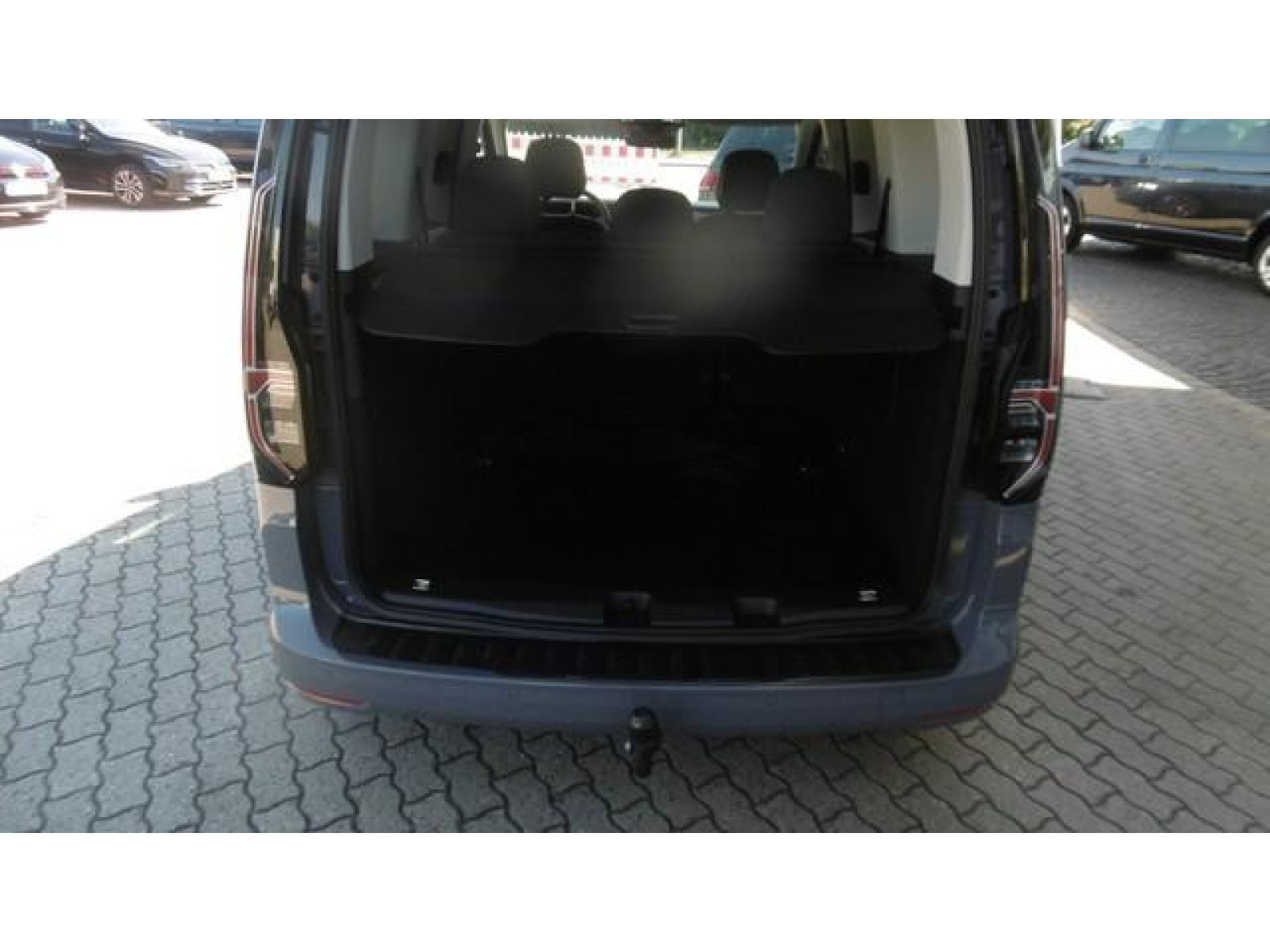 Volkswagen - Caddy_17