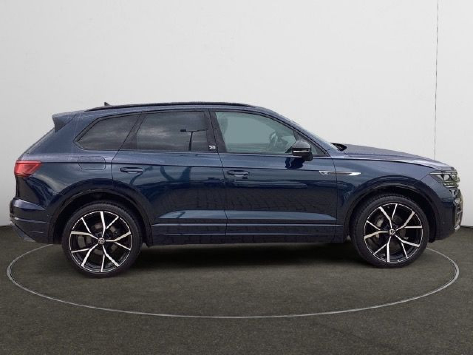 Volkswagen - Touareg_6