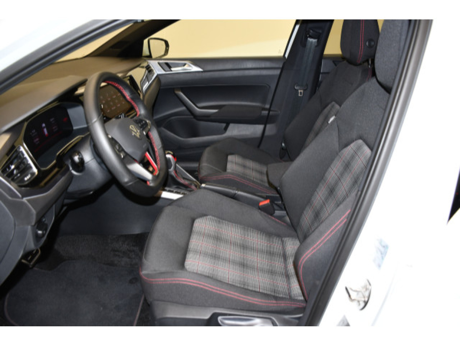 Volkswagen - Polo_3